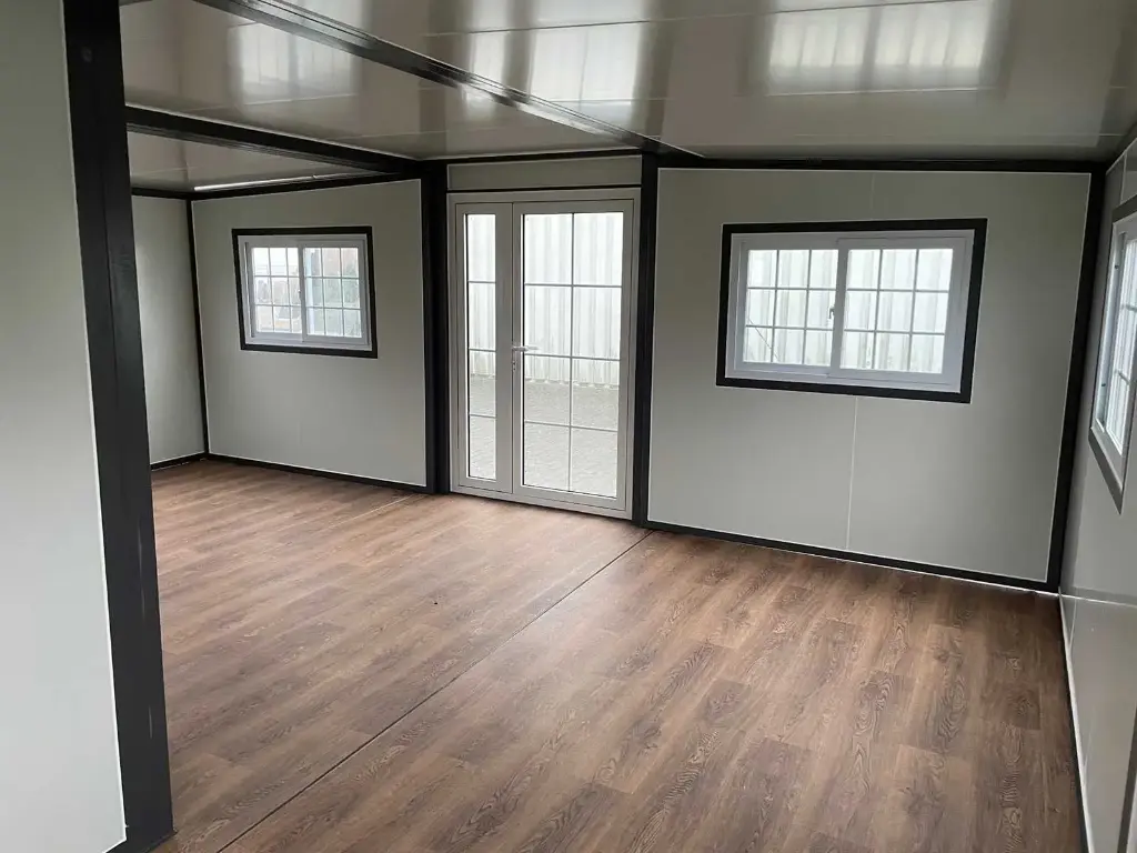 tiny house - image 14