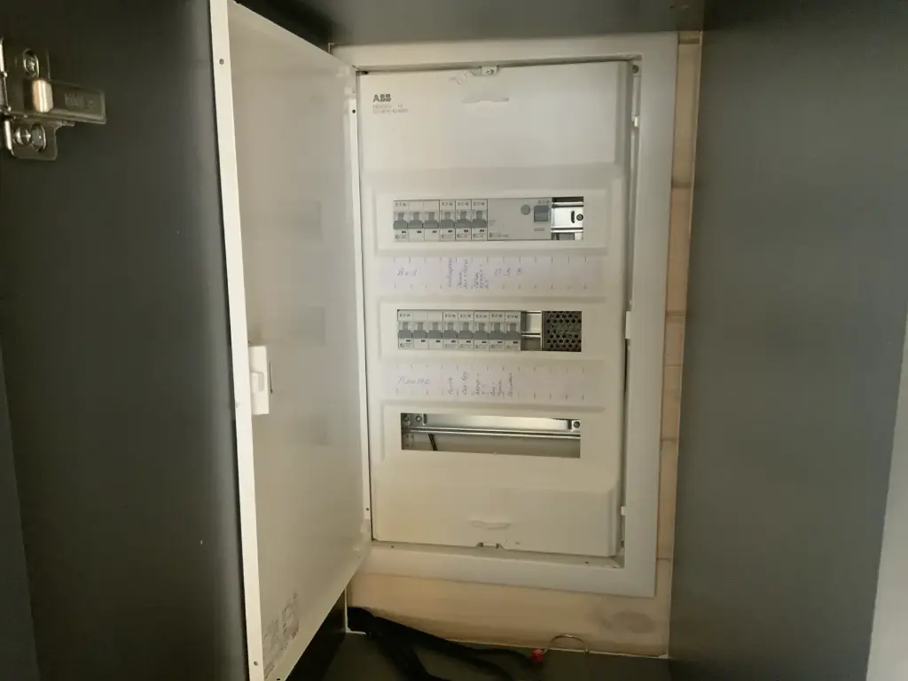 mobile home - image 17