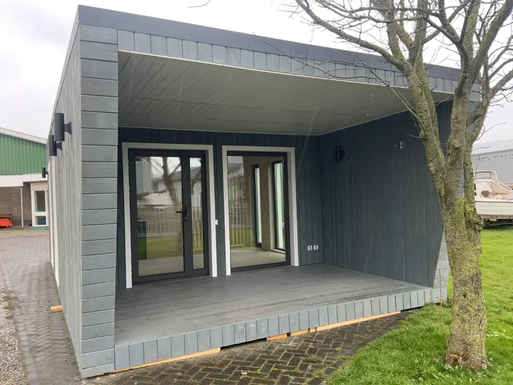 mobile home - image 7