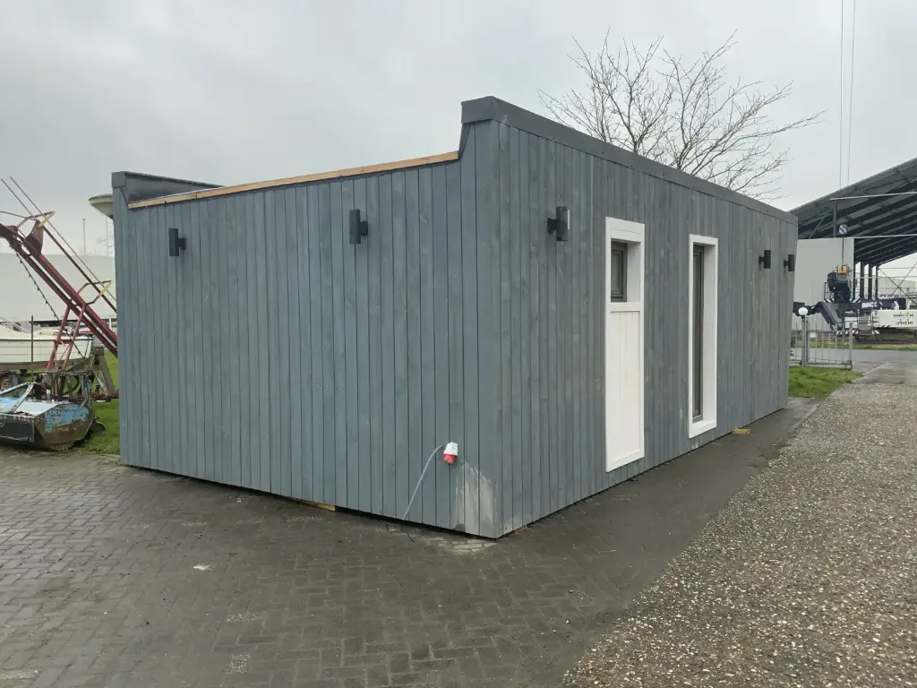 mobile home - image 6