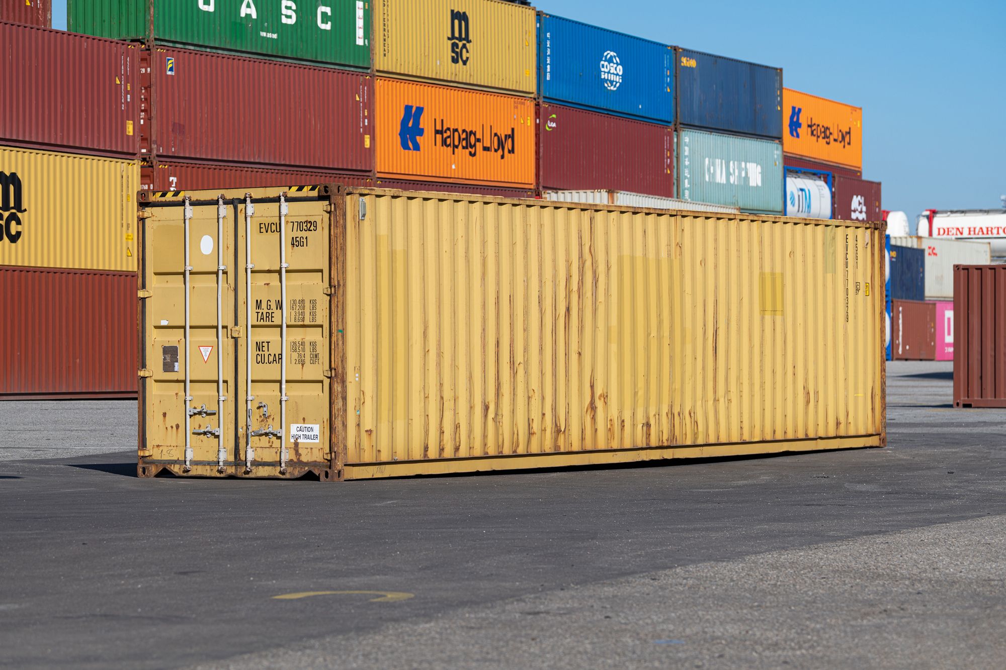 40 ft used container warehouse - image 2