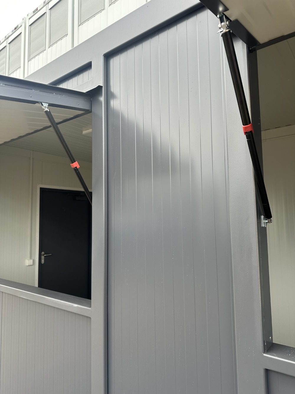 restaurant kiosk sales container - image 4