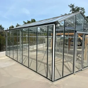 recreational greenhouse (approx. 14m²)