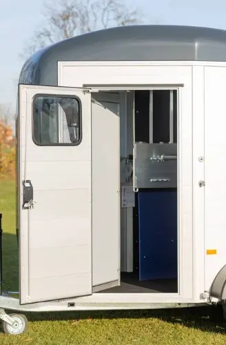 horsebox – freedom horse – luxury touring jumping – - image 6