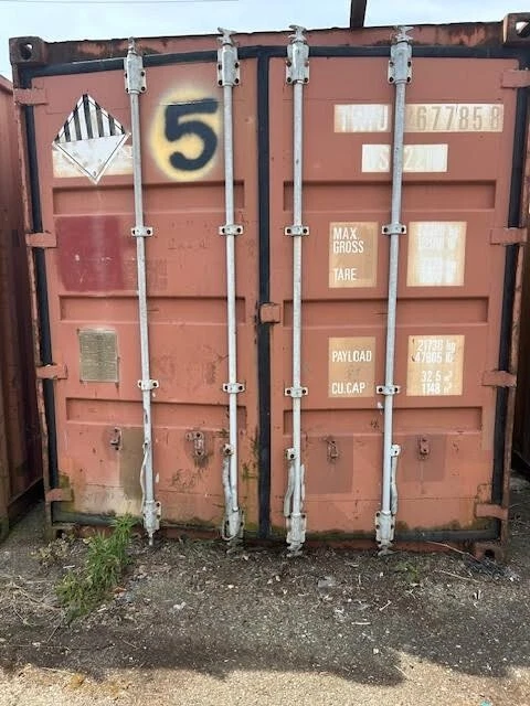 20 shipping and storage containers – 8 units available - image 7