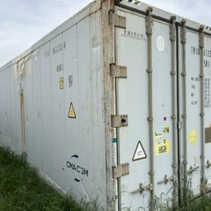 2009 40 ft high cube refrigerated storage container –